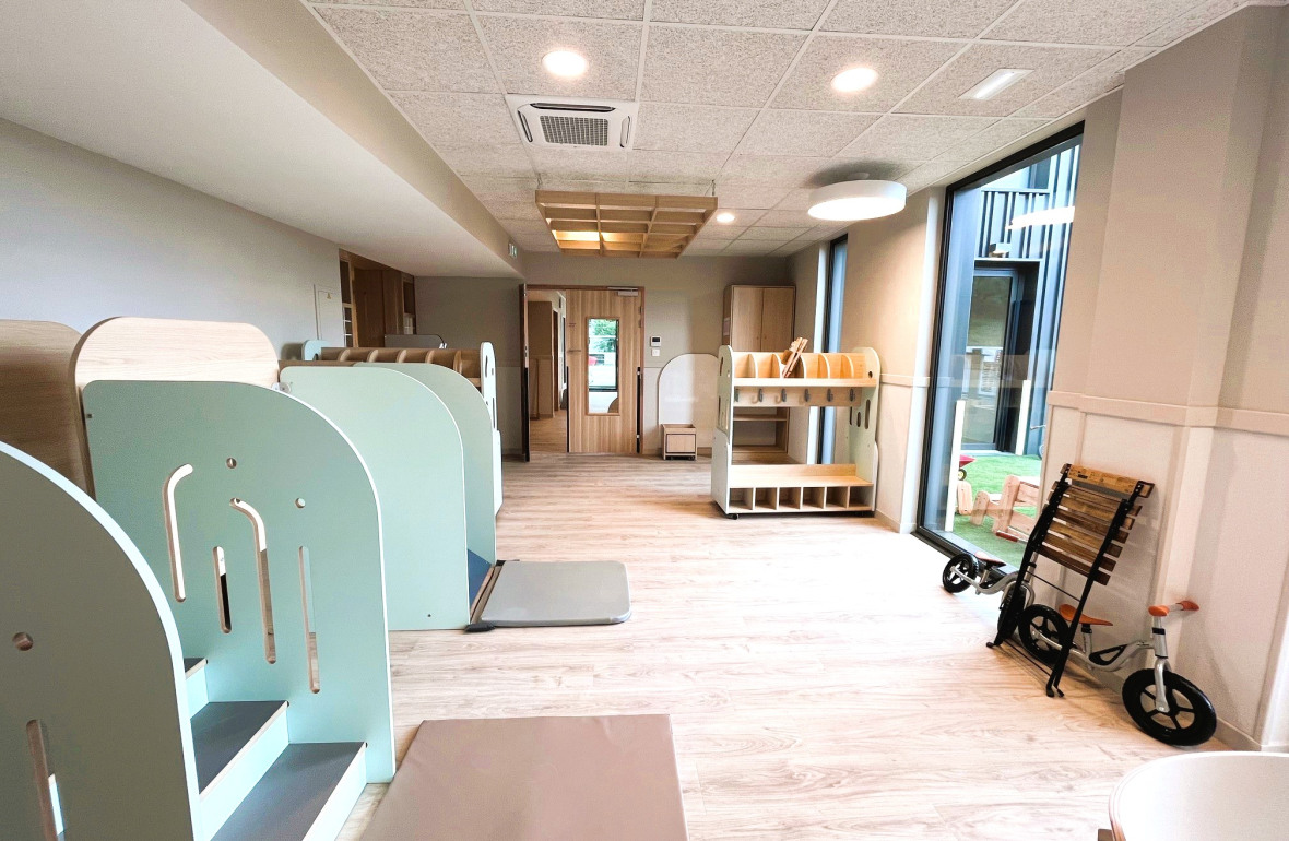 Intérieur de la Crèche Babilou Saint-Genis Laval Brignais avec nouvel aménagement