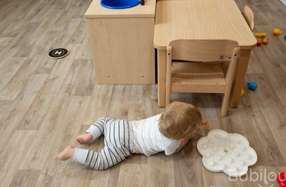 Un bébé en crèche Babilou