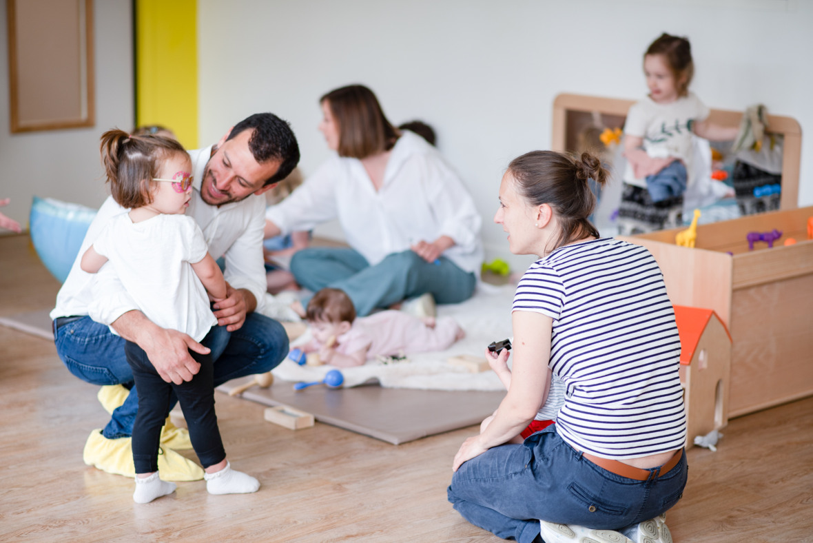 Photo d'une famille en crèche Babilou