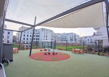 Jardin de la crèche Babilou Saint-Maur Condé Normandie 