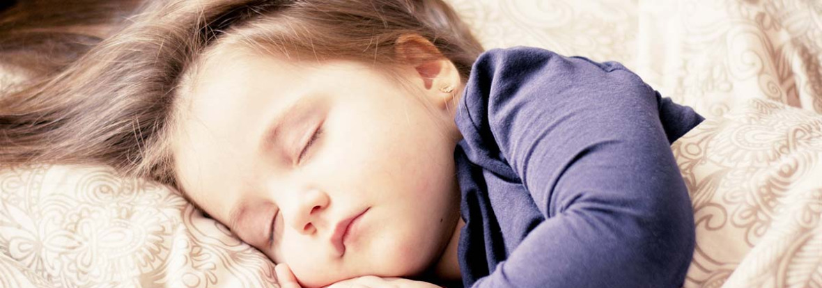 Comment accompagner le sommeil du jeune enfant ? - Babilou